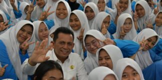Kunjungi SMK Ibnu Sina Batam, Ini Pesan Gubernur Ansar untuk Para Siswa