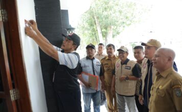 PPS Kelurahan Mekar Baru Lakukan Pendataan Pemilih Kepada Bupati Asahan