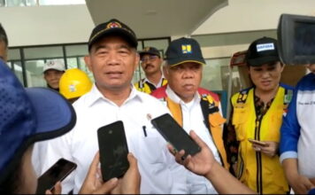 Tinjau Lokasi Bencana, Menko PMK dan PUPR Gesa Pembangunan 100 Unit Rumah Terdampak