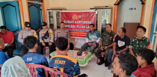 Polsek Pulau Laut Melaksanakan Juma’at Curhat Bangun Kebersamaan Bersama Masyarakat