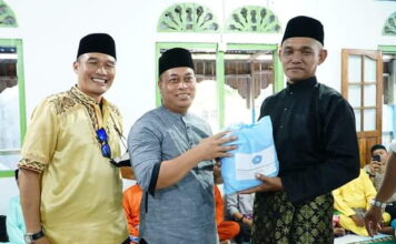 Bupati Lingga M Nizar Melanjutkan Safari Ramadhan di Desa Laboh