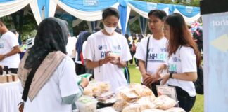 Peringati HUT ke-25 BUMN, PLN Sukses Gelar Jalan Sehat dan Bazaar UMK di Lampung