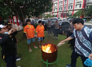 Ditresnarkoba Polda Kepri Musnahkan Barang Bukti Narkotika Jenis Ganja