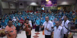 Ketua TP PKK Kabupaten Asahan Ikuti Seminar Parenting Nasional