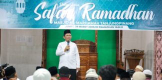 Gubernur Ansar Memulai Rangkaian Safari Ramadhan di Masjid Al-Marhamah Tanjungpinang