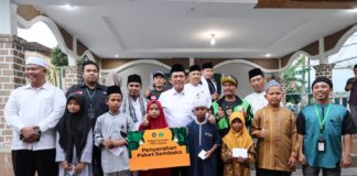 Bersama Gojek, Gubernur Ansar Bakti Sosial di Panti Asuhan Qurrotu A’yun Batam