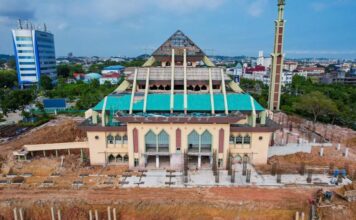 Wali Kota Rudi Minta Revitalisasi Masjid Agung Batam Center Selesai di Desember 2023