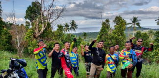 Komunitas Trail Natuna Bagikan Sembako Bagi Warga Kurang Mampu