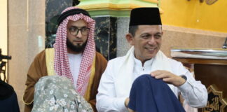 Jadi Khatib Idul Fitri 1444 H, Gubernur Ansar Ajak Jamaah Tingkatkan Bakti Kepada Orang Tua