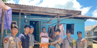 Polsek Senayang Salurkan Bantuan Sosial Kepada Masyarakat