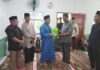 Safari Ramadhan di Surau Raudhatul Jannah Dabo Lama, Bupati M Nizar Serahkan Bantuan