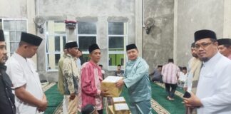 Wabup Anambas Lanjutkan Kegiatan Silaturahmi Ramadhan di Desa Tarempa Selatan