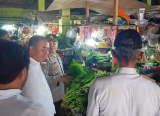 Polres Natuna Bersama Satgas Pangan Sidak Gudang Bulog dan Pasar Tradisional