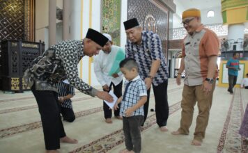 Bupati Asahan Salurkan Bantuan Kepada Anak Yatim dan Kaum Dhuafa