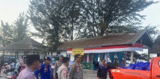 Kapolres Natuna Pantau Langsung Pos Pelayanan Mudik di Pelabuhan Penagi