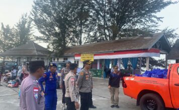 Kapolres Natuna Pantau Langsung Pos Pelayanan Mudik di Pelabuhan Penagi