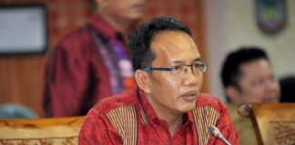 Warga Batam Mengeluh Layanan Air Semakin Downgrade, Tumbur: Hajat Orang Banyak Tak Diperhatikan