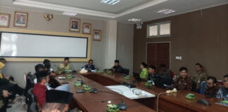 Kanwil Kemenkumham Kepri Gelar Sosialisasi Penyuluhan Hukum Kepada Masyarakat Adat Melayu Anambas