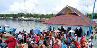 Arus Balik, Penumpang Padati Pelabuhan Rejai