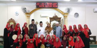 Hadiri Halal Bihalal Warga Kavling Lama Batu Aji, Gubernur Ansar Bahas Rumah Singgah Hingga Bantuan UMKM di 2023