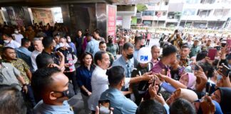 Presiden Jokowi Tinjau Aktivitas Perdagangan Pascalebaran di Jakarta