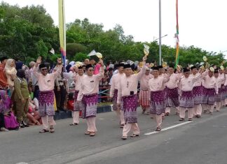 Pawai Ta’aruf Meriahkan STQH Ke-X Provinsi Kepri Tahun 2023 di Karimun