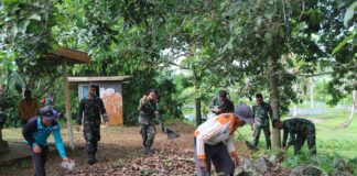 Batalyon Komposit 1/GP Gelar Karya Bakti di Desa Air Lengit