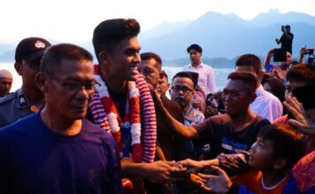 Punggawa Timnas Ramadhan Sananta Tiba di Lingga Disambut Euforia Masyarakat
