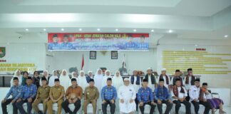 Bupati Asahan Upah Upah 28 Jamaah Calon Haji Anggota Korpri Kabupaten Asahan