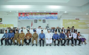Bupati Asahan Upah Upah 28 Jamaah Calon Haji Anggota Korpri Kabupaten Asahan