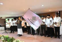 Gubernur Ansar Hadiri Pelantikan PD Bakomubin Kota Tanjungpinang
