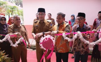 Pj Wali Kota Payakumbuh Hadiri Graduation Ceremony di SMPN 2 Payakumbuh