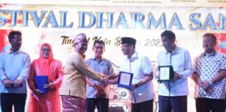 Hadiri Festival Dharma Santi, Ketua DPRD Batam Cak Nur: Jaga Kerukunan dan Toleransi Beragama
