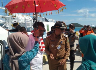 Bupati Natuna Berhasil Damaikan Polemik Nelayan di Pulau Laut