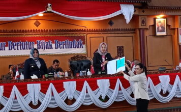 DPRD Gelar Paripurna Pandum Fraksi dan Jawaban Walikota Terhadap Ranperda PP APBD 2022