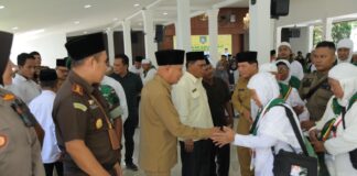 Bupati Asahan Bersama Forkopimda Lepas Jamaah Calon Haji Tahun 1444 H/2023 M Tahap Ke 2
