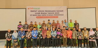 Bupati Natuna Hadiri Rapat Umum Pemegang Saham (RUPSLB) BRK Syariah