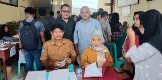 Ketua Komisi I DPRD Natuna Tinjau Daftar Ulang PPDB di SMAN 1 Bunguran Timur