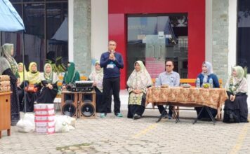 Genap Berusia 2 Tahun, Yayasan Khadijah Zaman Now Berbagi Sembako
