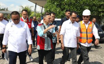 Menhub RI Kunjungi Pelabuhan Domestik dan Internasional Sekupang
