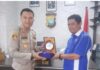 Apresiasi Atas Keterbukaan Informasi Publik, PWI Lingga Beri Penghargaan ke Kapolres Lingga