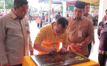 Bupati M Nizar Resmikan Kantor Cabang BRK Syariah di Daik – Lingga