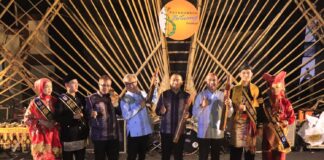 Ribuan Masyarakat Bersukacita Nikmati Payakumbuh Botuang Festival