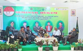 Jaksa Gelar Seminar, Ketua PWI Sampaikan Materi dengan Lancar