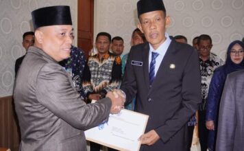 Bupati Lingga Lantik Armia Menjadi Sekda dan Sejumlah Pejabat Lainnya