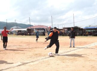 Wabup Anambas Buka Turnamen Sepak Bola HUT Karang Taruna Anggrek Ke- 22