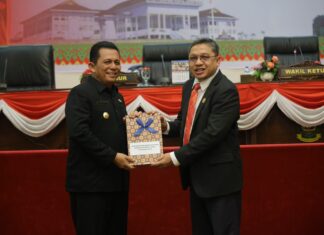 Gubernur Ansar Sampaikan Rancangan KUA PPAS APBD 2024 dan APBD-P 2023