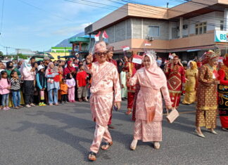 Pawai Budaya Meriahkan HUT RI Ke-78 di Natuna