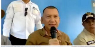 Pemprov Kepri Serahkan Cadangan Beras 6,4 Ton Untuk 163 KK di Serasan