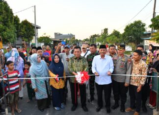 Setelah 10 Tahun Menanti, Kini Warga Tiban Indah Bisa Menikmati Jalan Mulus